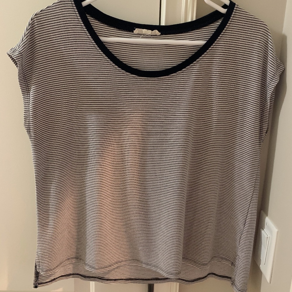 Short Sleeved t-shirt